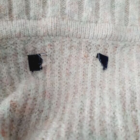 AEO Off-Shoulder Soft Knit Sweater Top Light Beige Cream Sz M - Picture 11 of 13